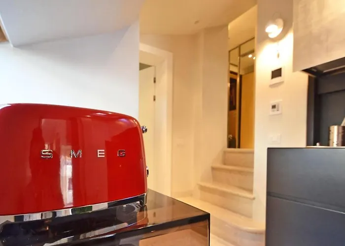 Ai Bareteri Luxury Canal View 公寓 威尼斯