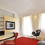 Ai Bareteri Luxury Canal View דירה